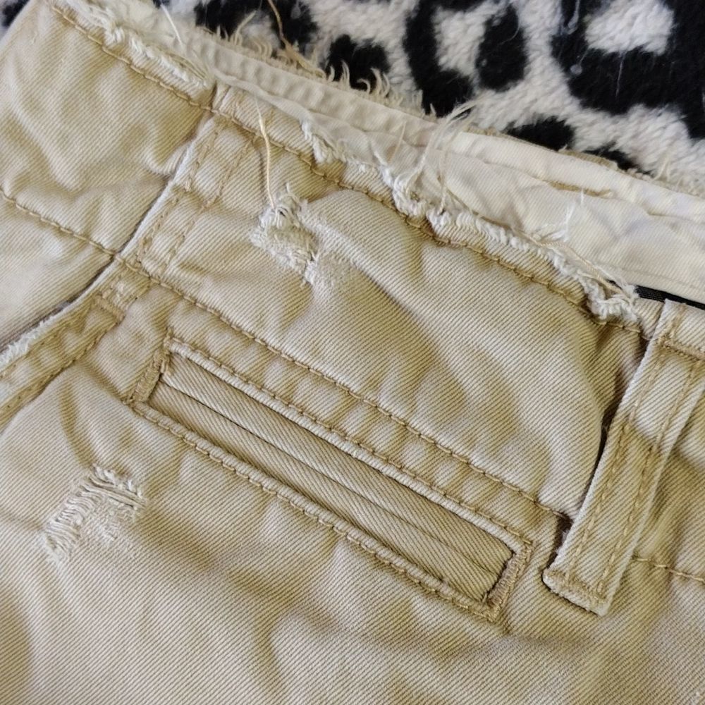 Polo Ralph Lauren Distressed Button DrawString Shorts - Picture 5 of 15
